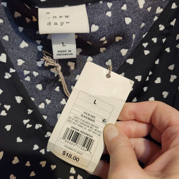 A New Day Women's Size L Black & White Heart Print Satin Cami Adjustable Straps - Picture 4 of 8